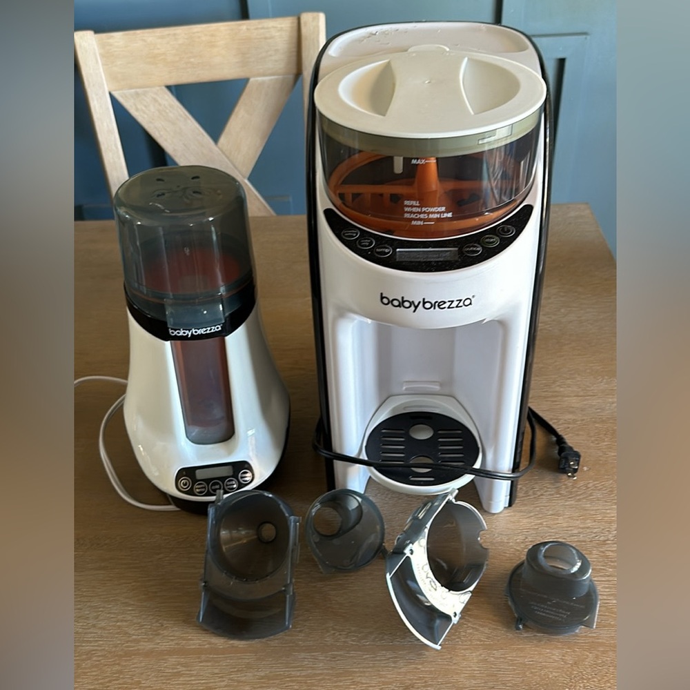 Baby Brezza Formula Dispenser and Bottle Warmer